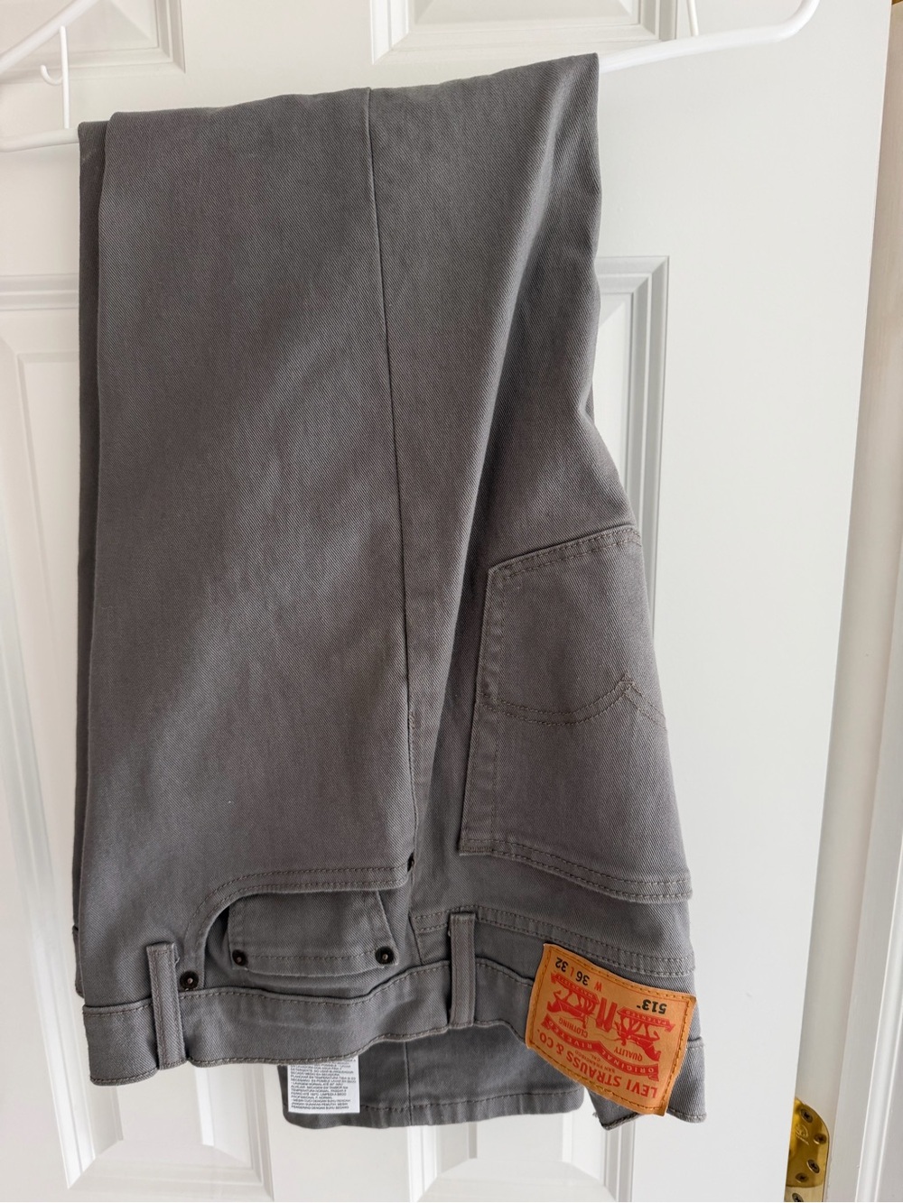 Levi's Men's Gray Straight Jeans with Leather Patch
